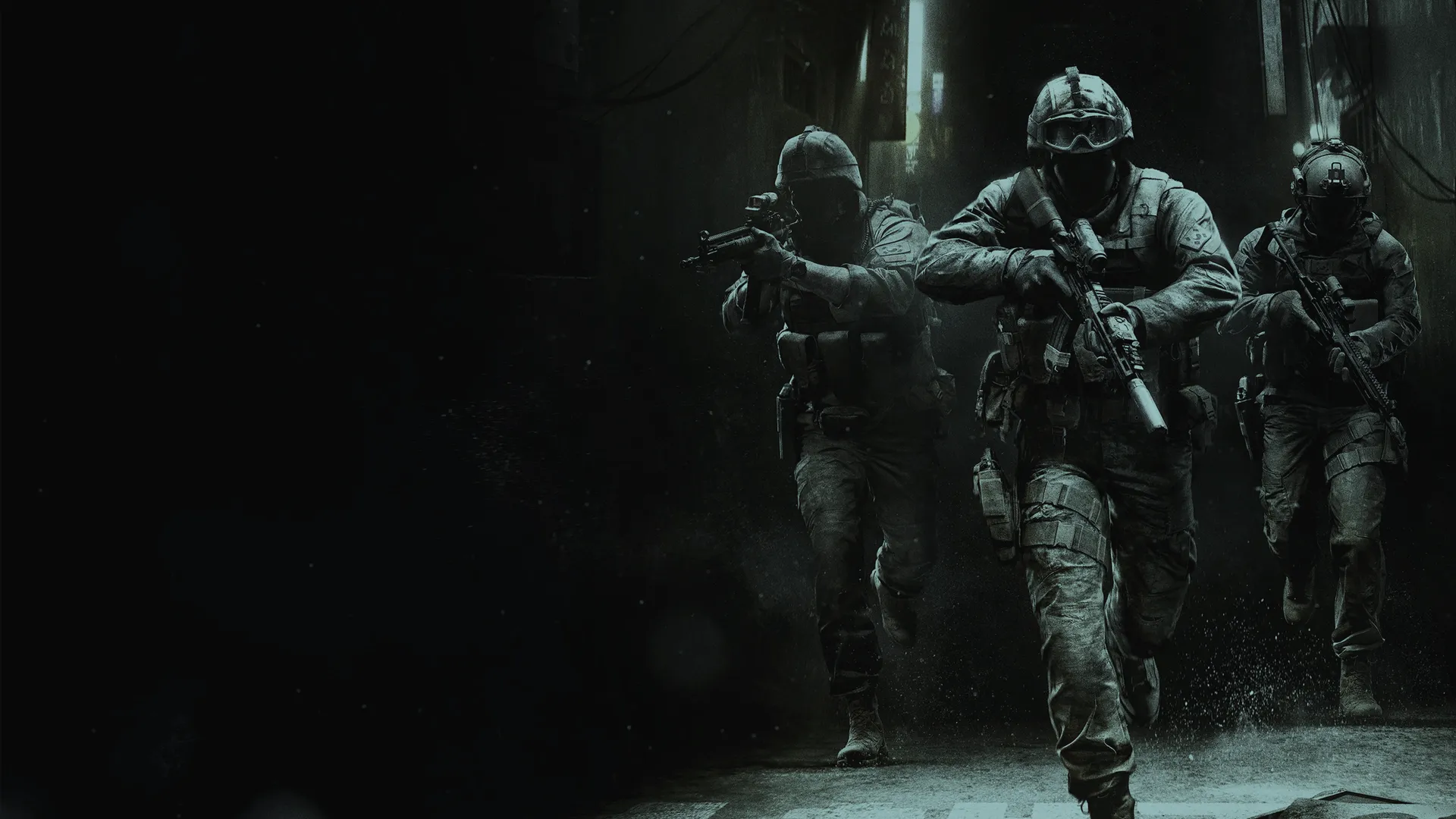 Tres soldados con casco y fusil corren hacia el frente por un callejón oscuro, en el arte de Call of Duty: Modern Warfare 4