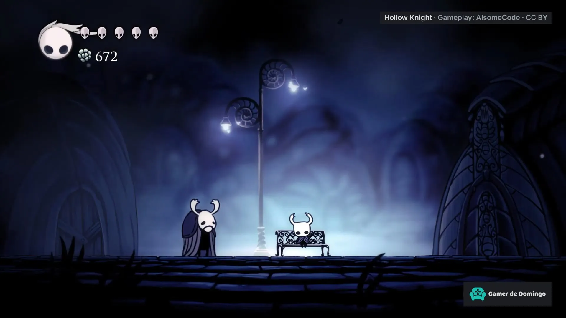 El Caballero descansa en una banca de Dirtmouth, bajo un farol encendido, junto a Elderbug.